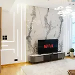 Luxurious Apartment In The Heart Of Dubai Marina - Tram And Metro