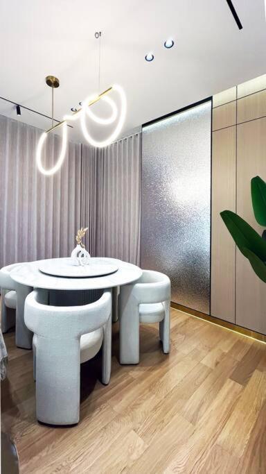 Luxurious In The Heart Of Marina - Tram And Metro Apartment