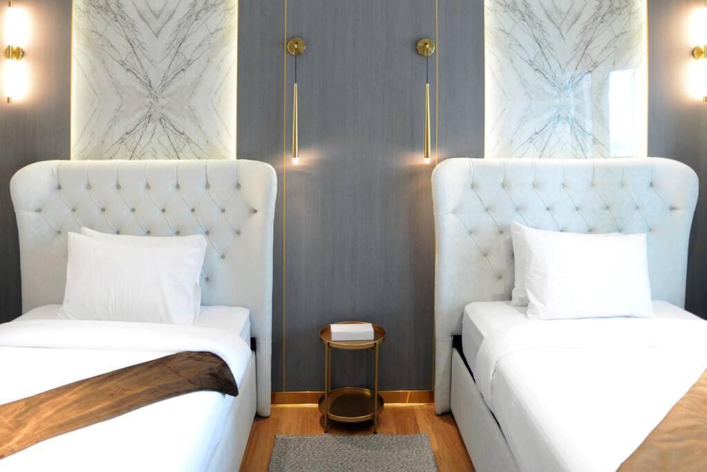 Luxurious In The Heart Of Marina - Tram And Metro Apartment Dubai