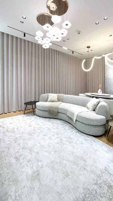 Luxurious In The Heart Of Marina - Tram And Metro Dubai